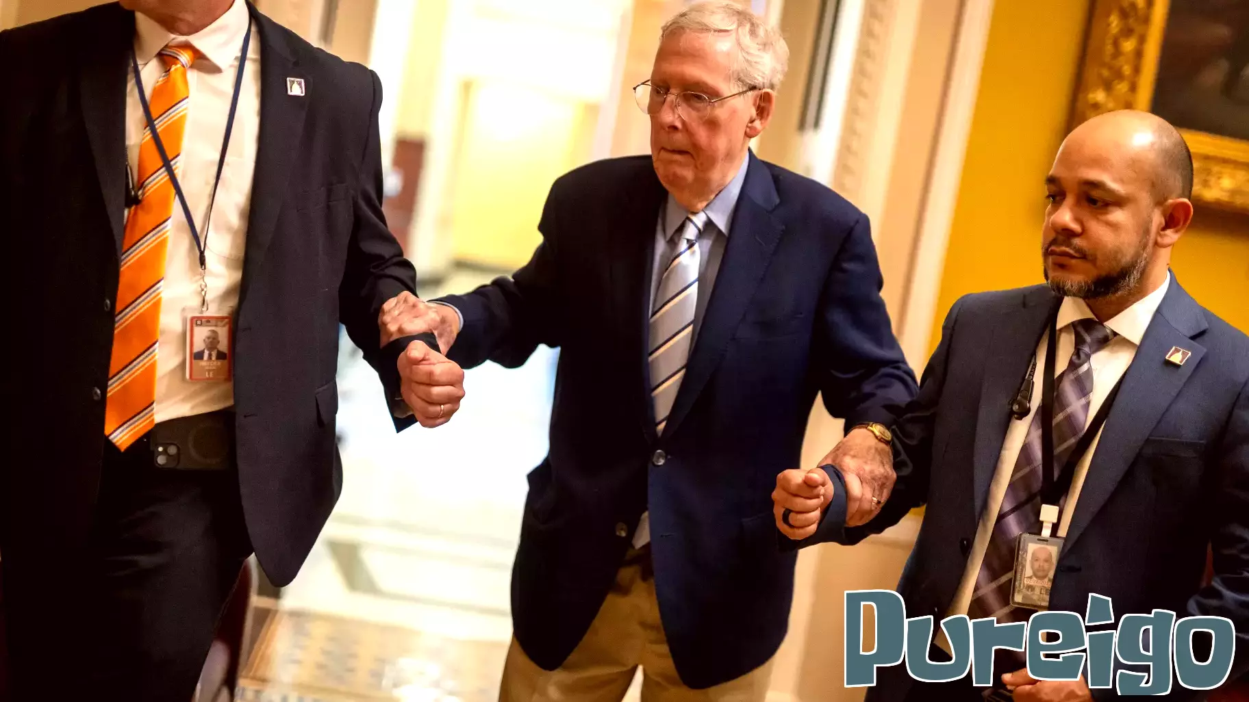Mitch McConnell's health concerns grow amid 4th week in hospital with few details from aides